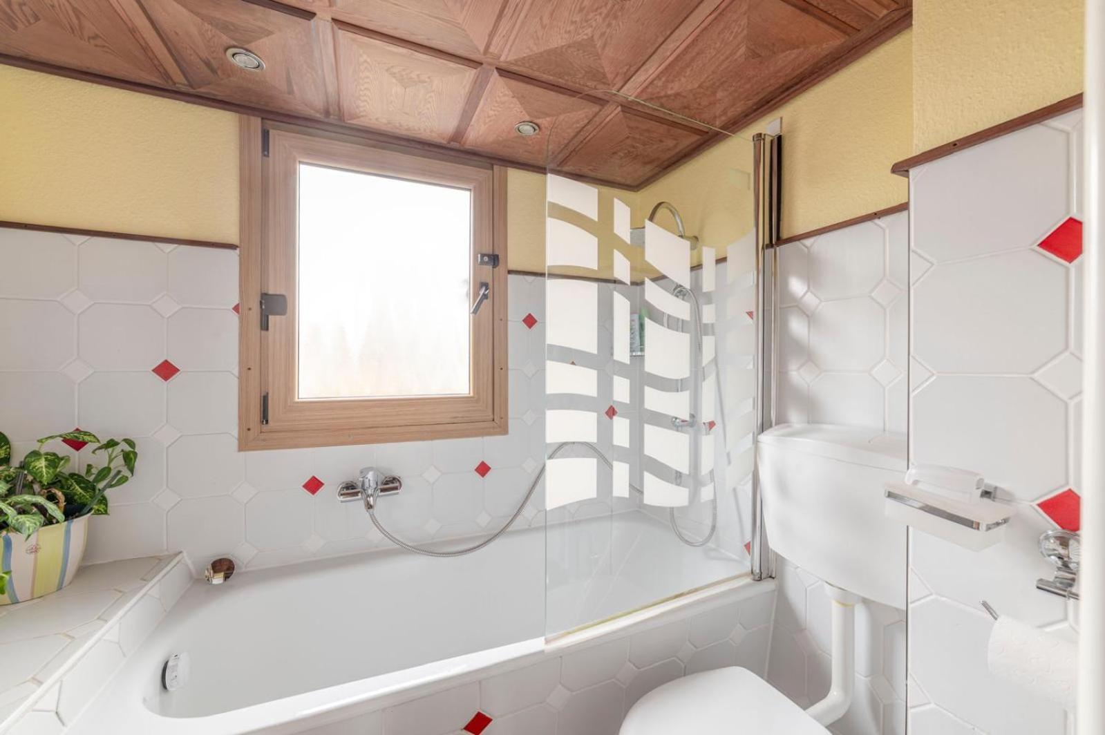 Cozy Villa With Garden, Balcony And Parking Area In Duesseldorf Ngoại thất bức ảnh