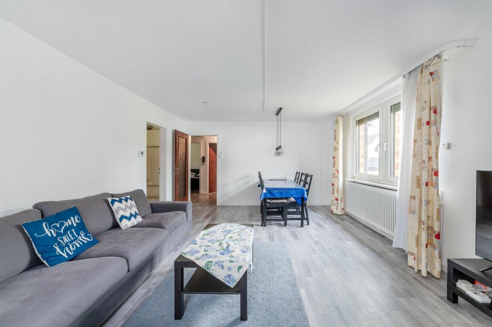 Cozy Villa With Garden, Balcony And Parking Area In Duesseldorf Ngoại thất bức ảnh